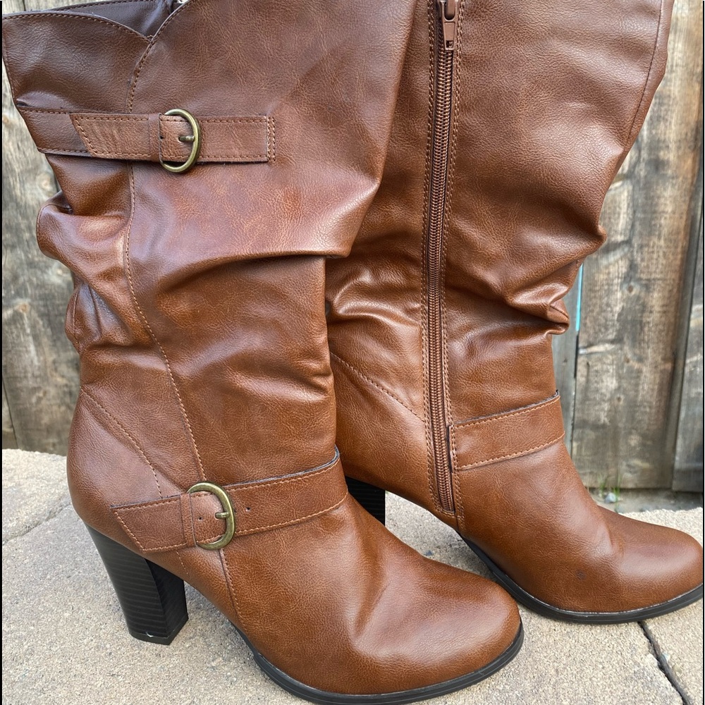 Style & Co Boots (brown)